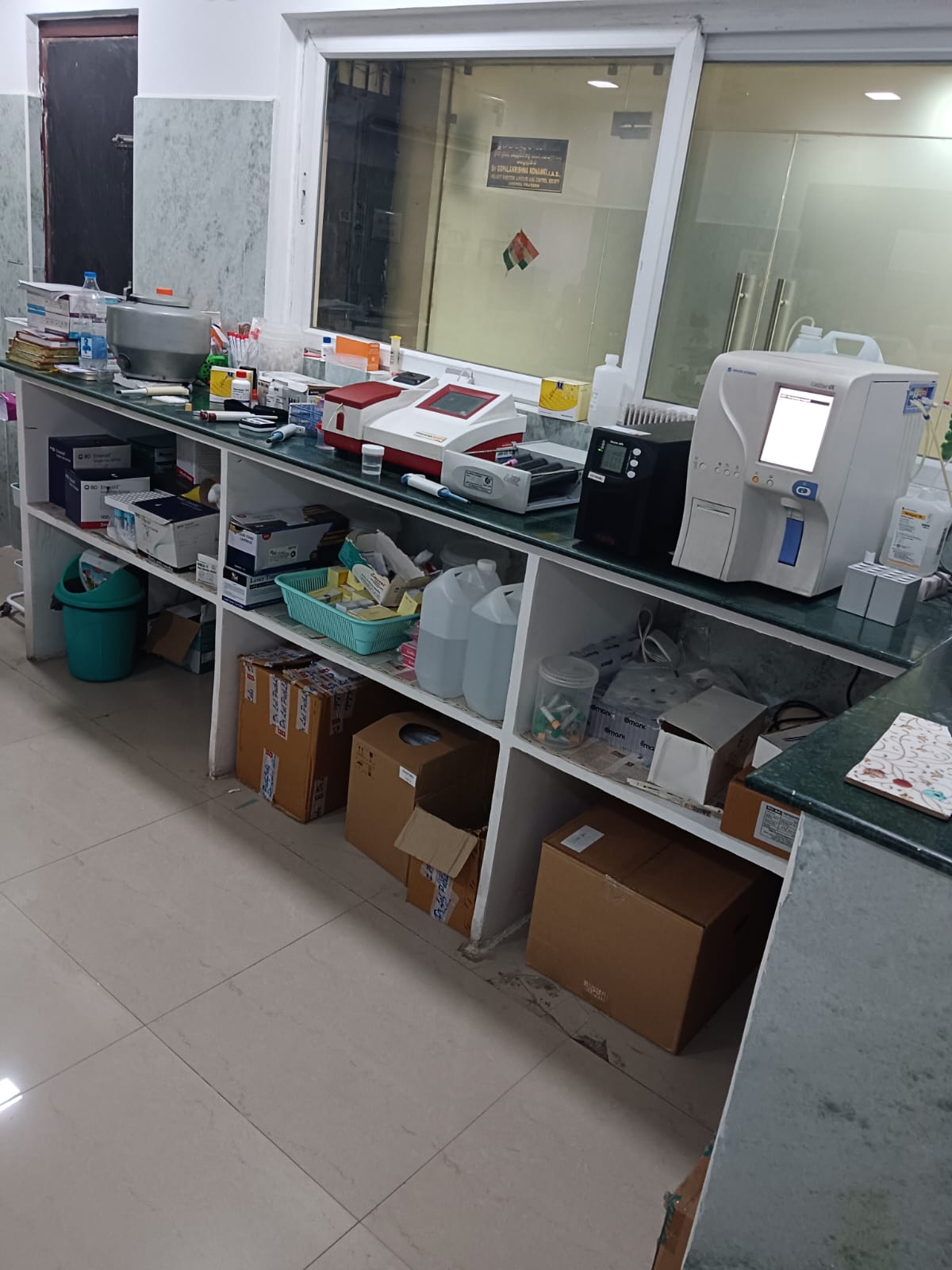 Diagnostic laboratory